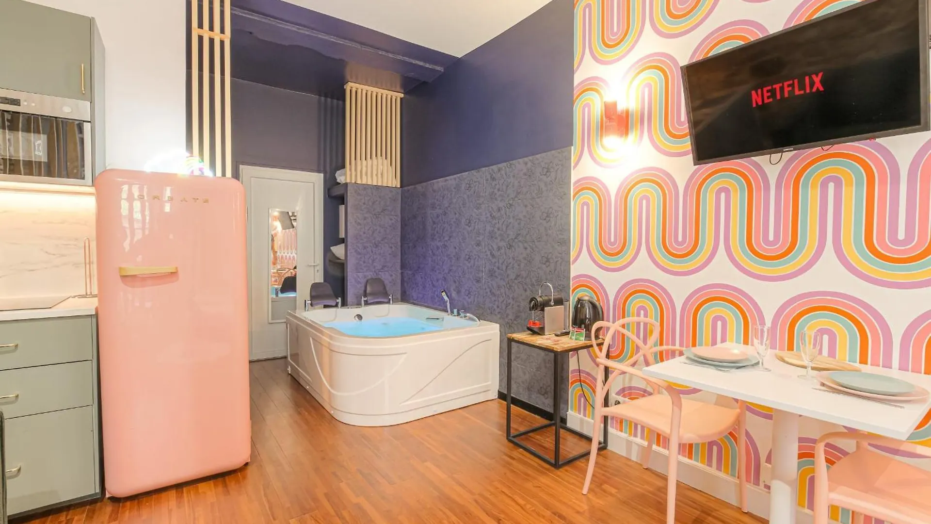 Design Et Pop Avec Balneo Apartment Lyon