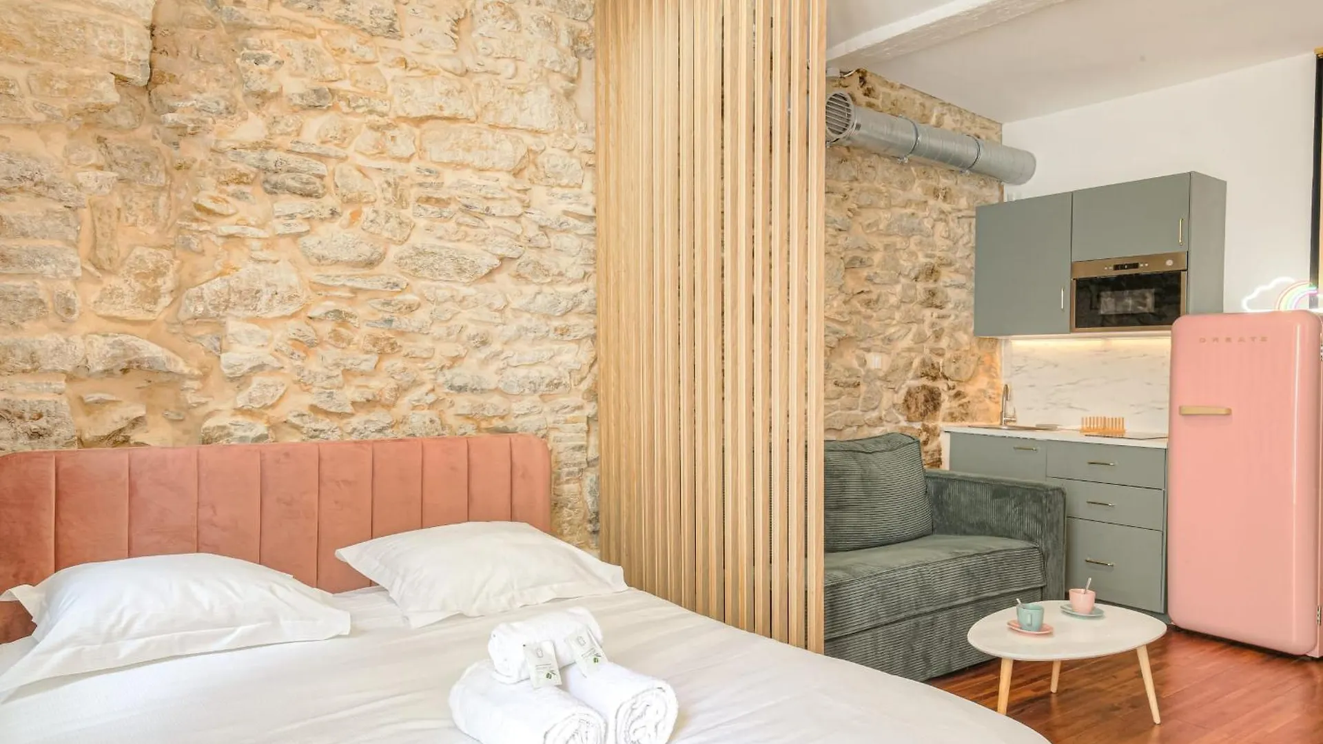 Design Et Pop Avec Balneo Apartment Lyon