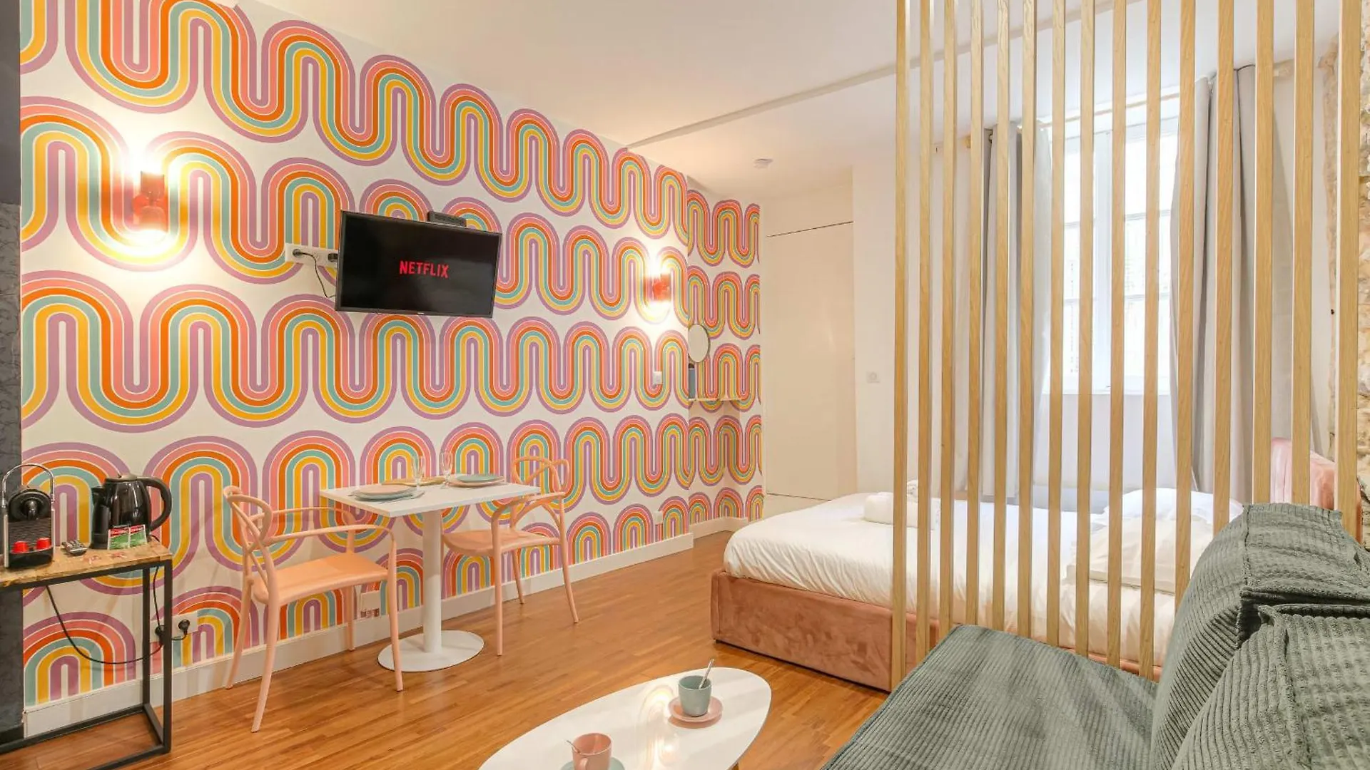 Design Et Pop Avec Balneo Apartment Lyon 0*,  France
